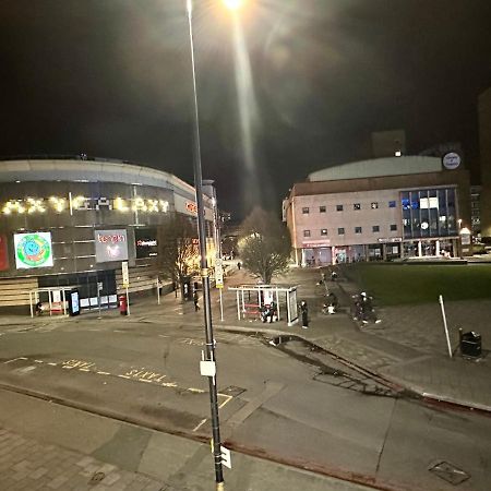 Luton Town Centre Apartment מראה חיצוני תמונה